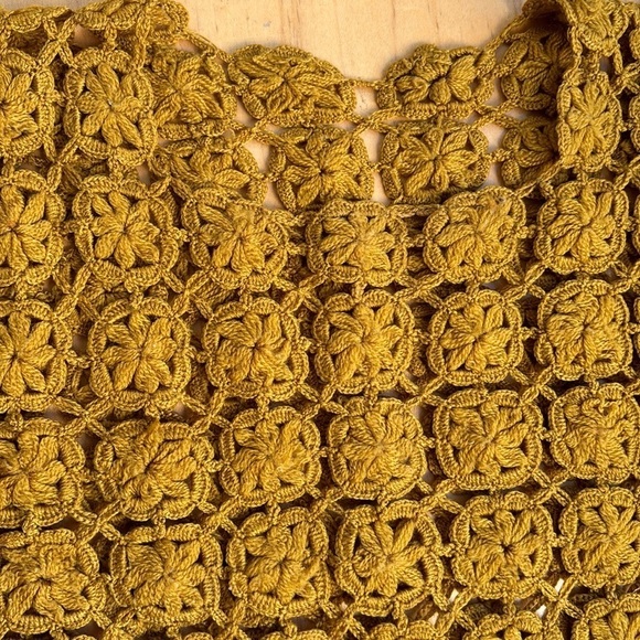Hand-knitted sweater with beautiful flowers, mustard color, size S - Picture 3 of 9